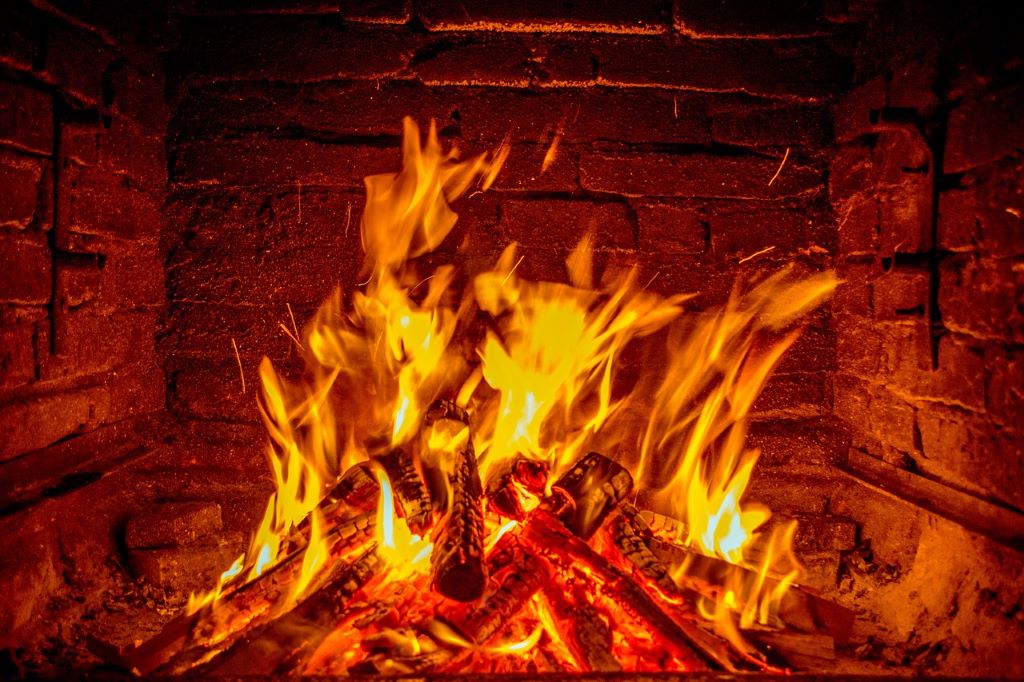 Offener Kamin – Aufbau, Funktionsweise und Vorteile