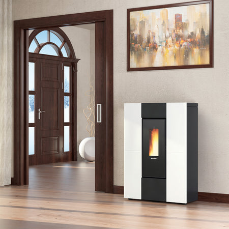 Extraflame Pelletofen MARILENA PLUS 5.0 Weiss Ambientebild | Klimaworld.com