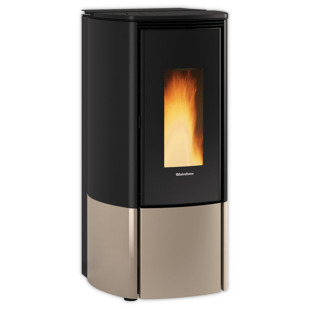 Extraflame beluefteter Pelletofen KATIA 11 5.0 EVO in Taupe mit schwarzer Glasfront und sichtbarer Flamme, abgerundete Seiten | Klimaworld.com
