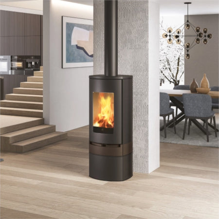 Edilkamin Kaminofen CODE INT in Stahl Bronze mit Flammenbild in modernem Ambiente | klimaworld.com