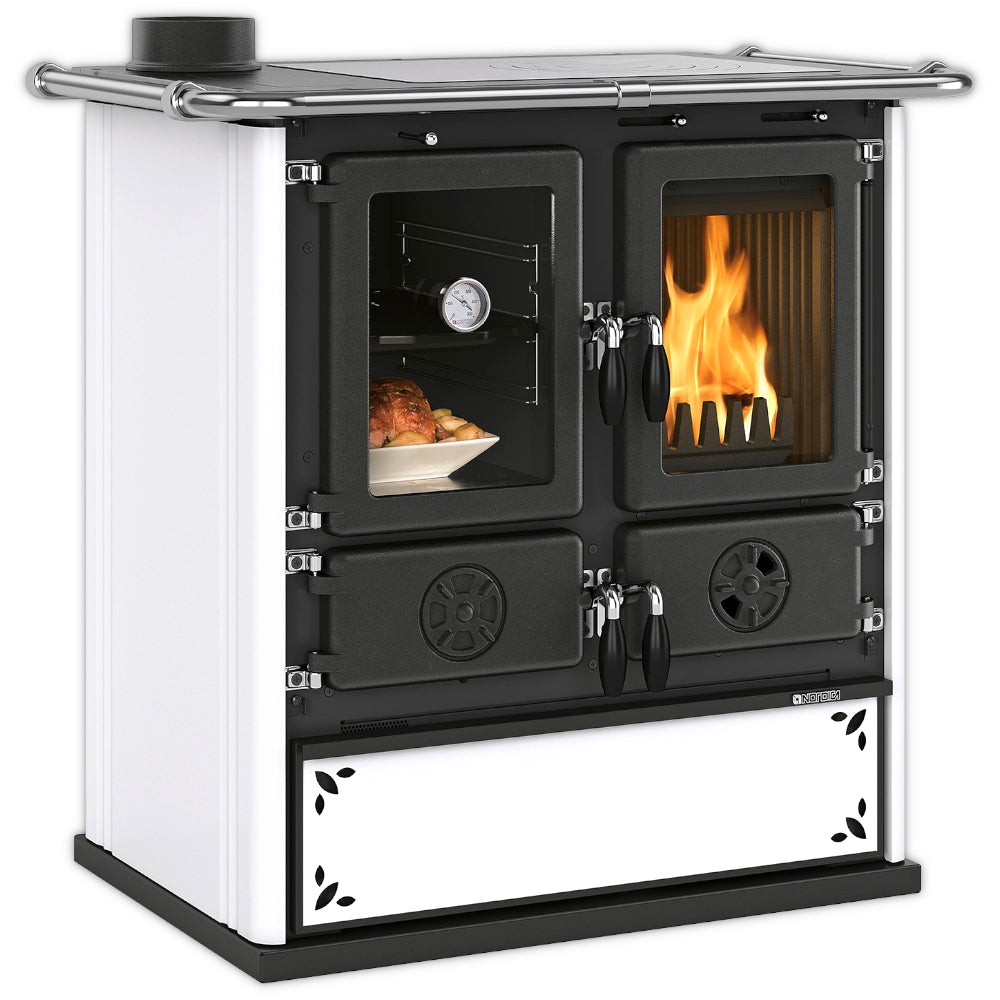 La Nordica Kuechenofen ROSETTA SX.16 STEEL, weisse Seiten, schwarze Front, Backofen links, Feuerraum rechts, verzierte Holzschublade | Klimaworld.com