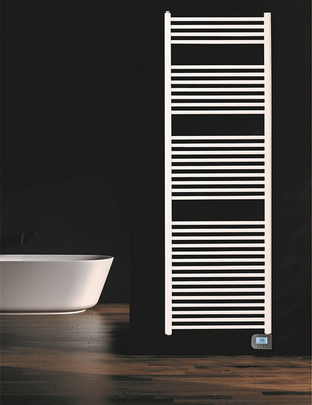 HM elektrischer Badheizkoerper Thetis E | Ambientebild Bad dunkel | 1200x600 mm | 600 Watt | klimaworlv.com