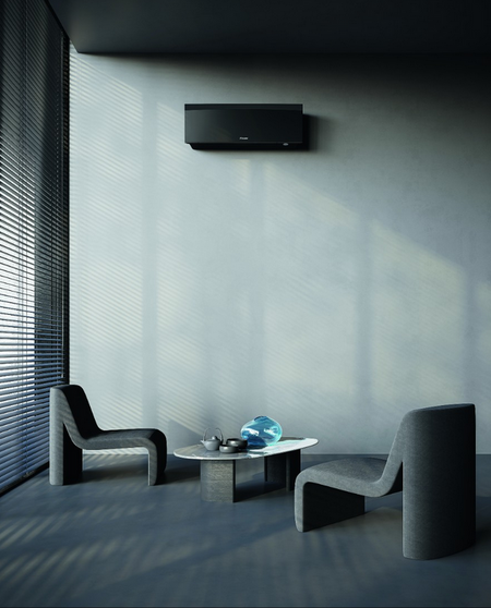 Ambientebild DAIKIN Emura in schwarz