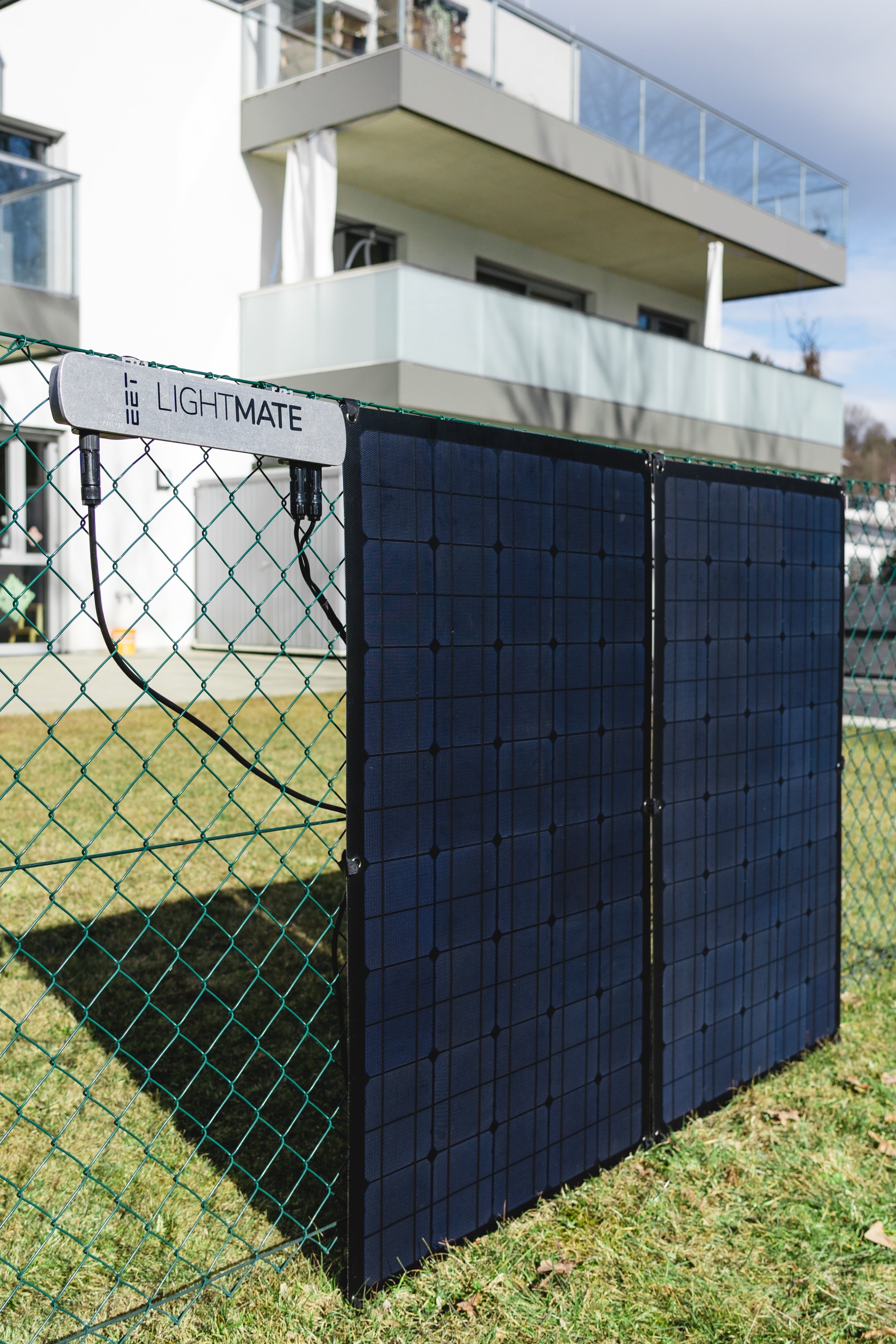 EET Lightmate B 210Wp | Balkonsolar | Steckerfertig | Minisolar 
