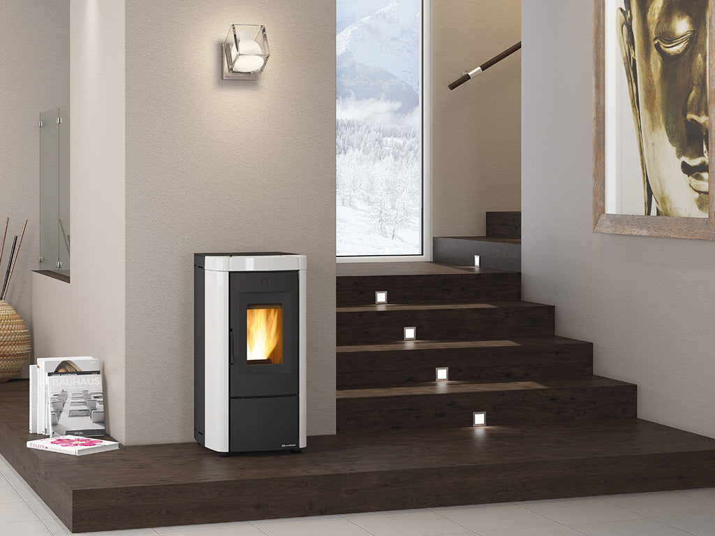 Extraflame Pelletofen Moira Evo weiß Ambientebild