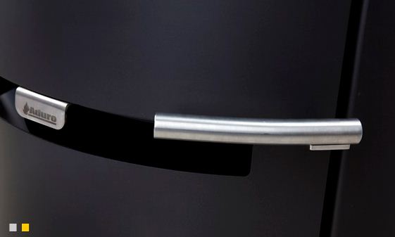 Nahaufnahme des Griffs vom schwarzen Aduro Kaminofen Aduro 9 Air | klimaworld.com