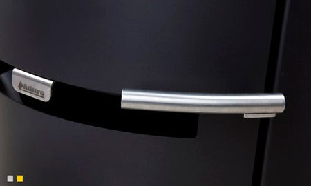 Nahaufnahme des Griffs vom schwarzen Aduro Kaminofen Aduro 9 Air | klimaworld.com